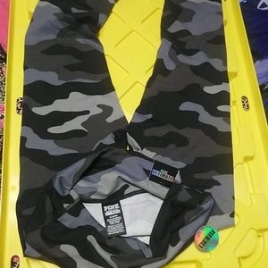 NWT gray camo ultimate Leggings
